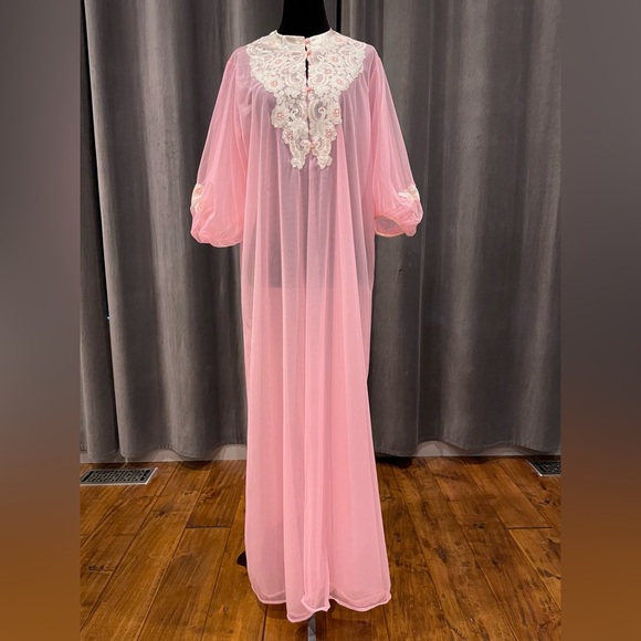 Kayser Other - Vintage Kayser nightgown peignoir robe